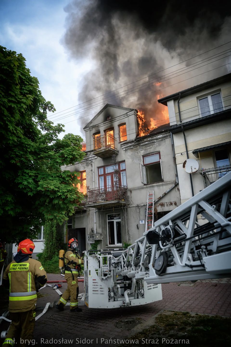 Na zdjęciu pożar na ulicy Sandomierskiej