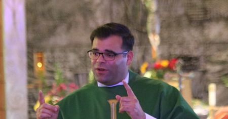 Skandal w USA. Aresztowali kapelana. Miał płacić prostytutce za seks