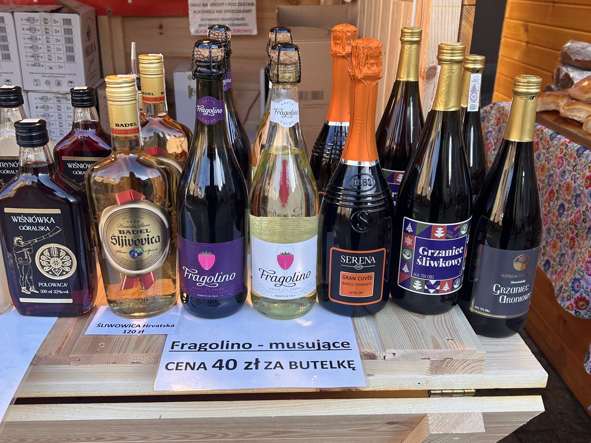 Stoiska na olsztyńskim jarmarku 