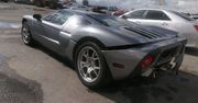 Ford GT z 2006 roku na sprzedaż. Jest tylko jeden "malutki" haczyk