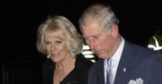Król Karol III i królowa Camilla wpadli w panikę. "Są przekonani, że to koniec"