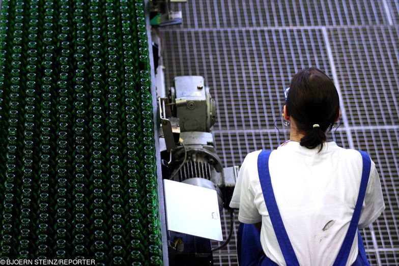 Praca większości Polaków jest mało wydajna. Grozi nam los Grecji i Włoch