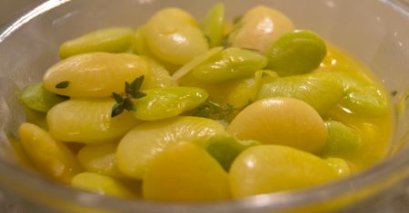 Młoda fasola limeńska w puszce (produkt i płyn)