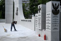 Warszawa. Podpalił się przed Sejmem - nowe informacje o 48-latku