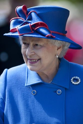 Elżbieta II została prababcią po raz czwarty. Prawnuczka waży 3,5 kg