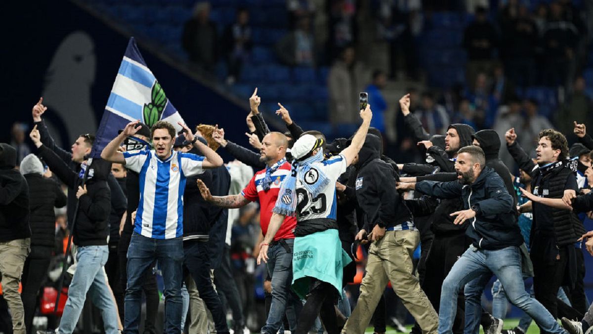 Zdjęcie okładkowe artykułu: Getty Images / David Ramos / Na zdjęciu: kibice Espanyolu Barcelona
