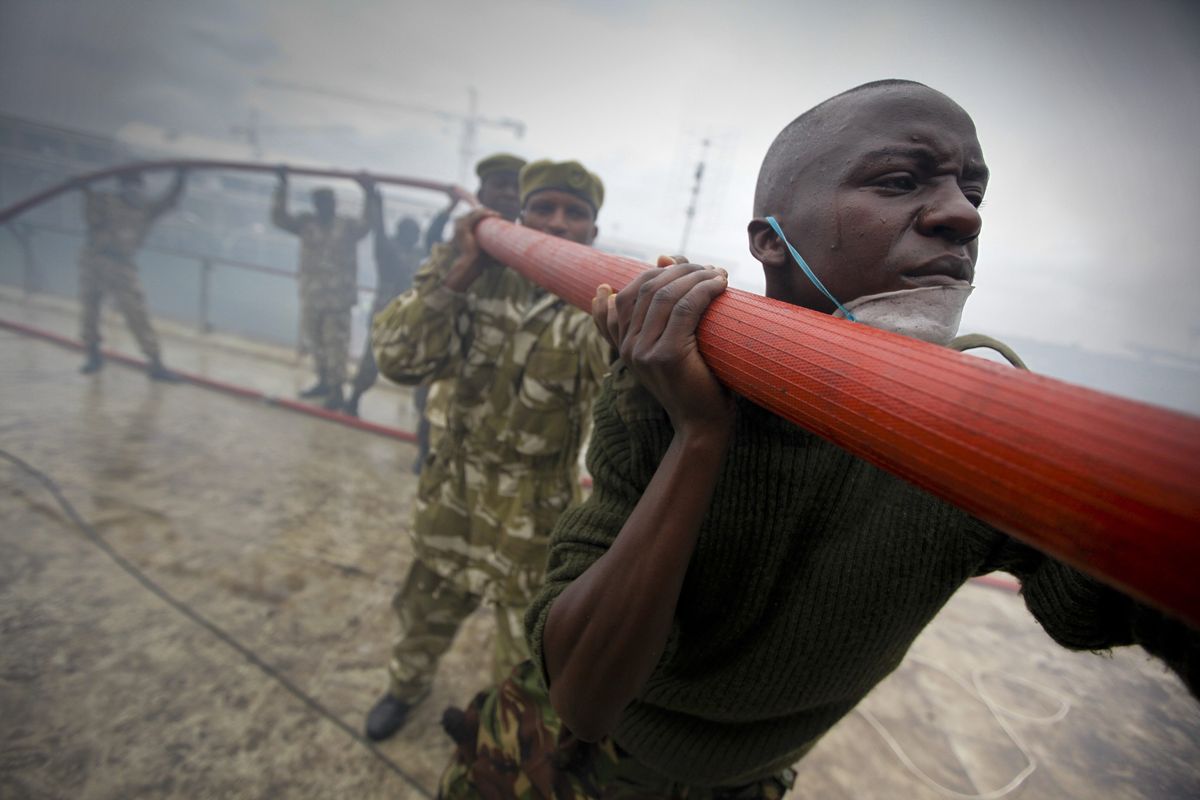 13 zabitych po wybuchu cysterny w Kenii. Nalewali paliwo (zdj. ilustracyjne) 