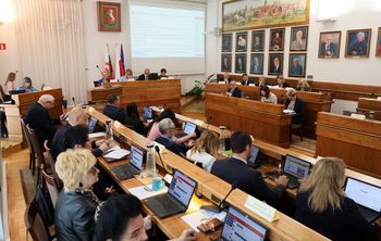 Nowe zasady naliczania opłat za śmieci w Lublinie wejdą w życie później