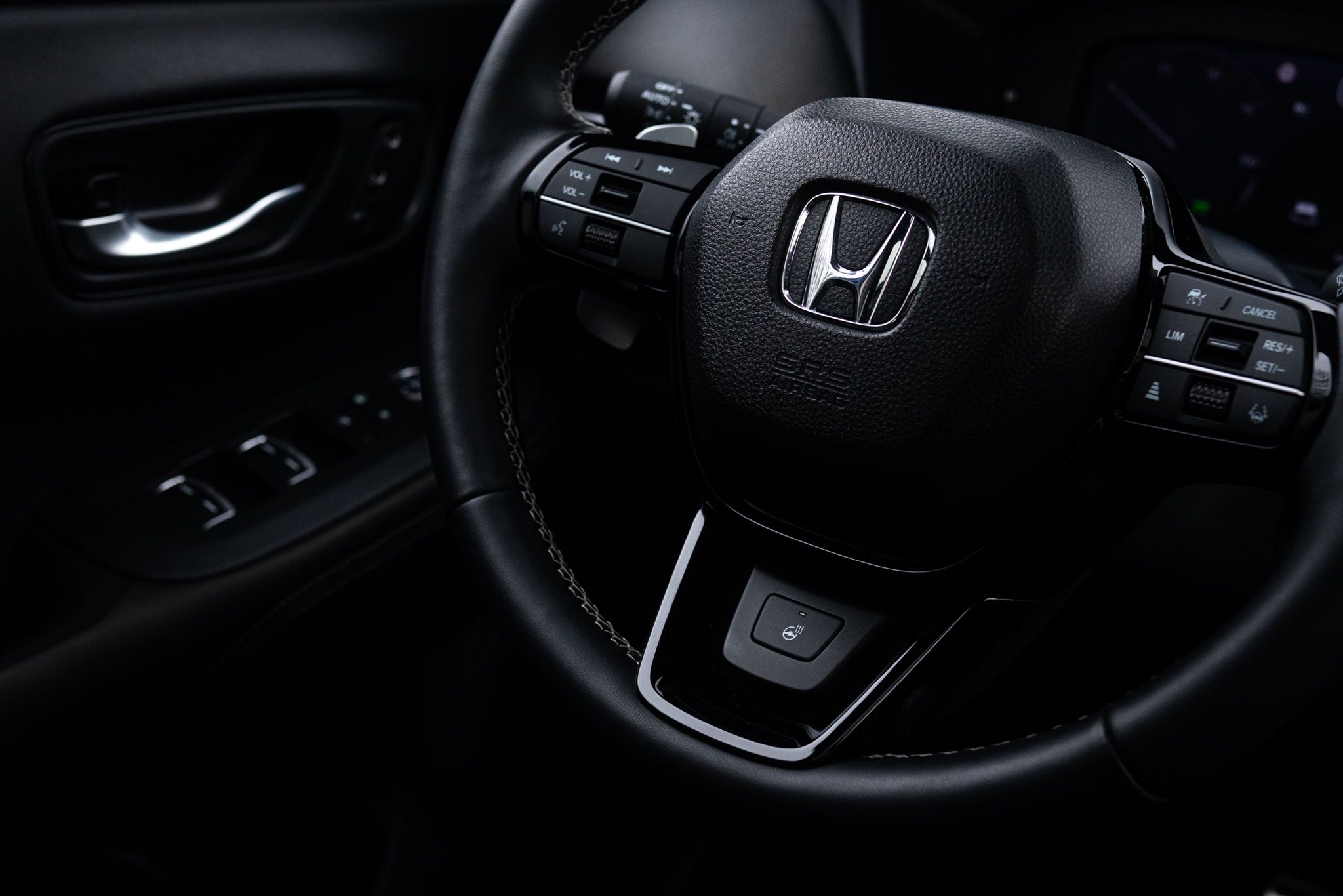 Honda ZR-V kontra Mazda CX-30