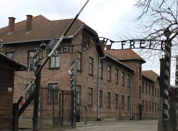 Problemy z niemiecką młodzieżą. "Brak szacunku do historii"