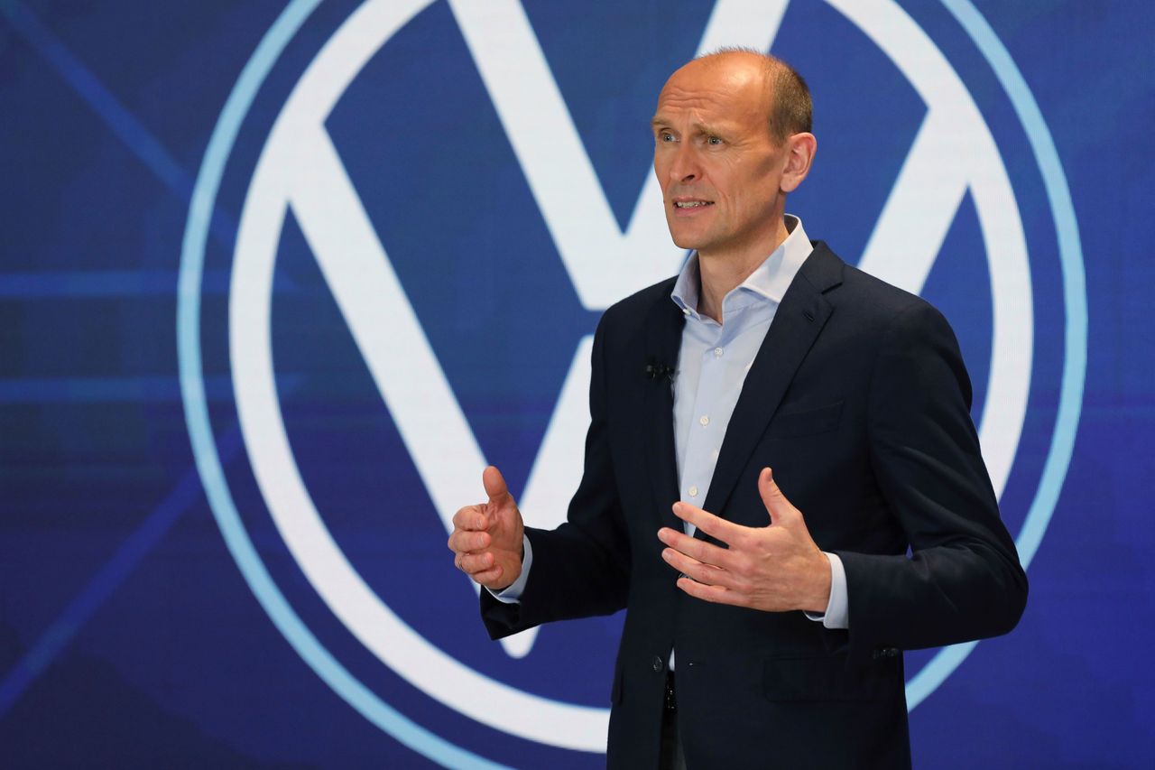 VW zapowiada zmiany. Stawia na cyfryzację i elektryfikację, ale Passat i Golf jeszcze nie umrą