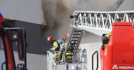 Pożar apartamentowca w Szklarskiej Porębie. Chwile grozy mieszkańców