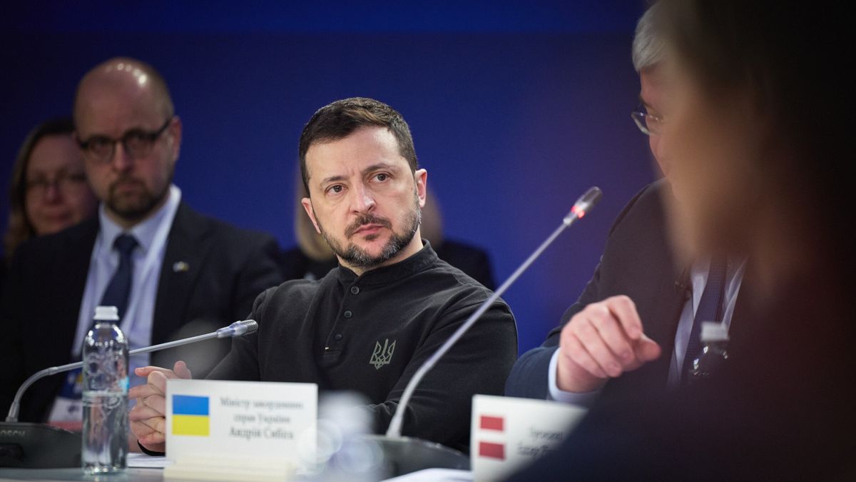 Zełenski dopytuje o obiecane Ukrainie systemy obrony powietrznej