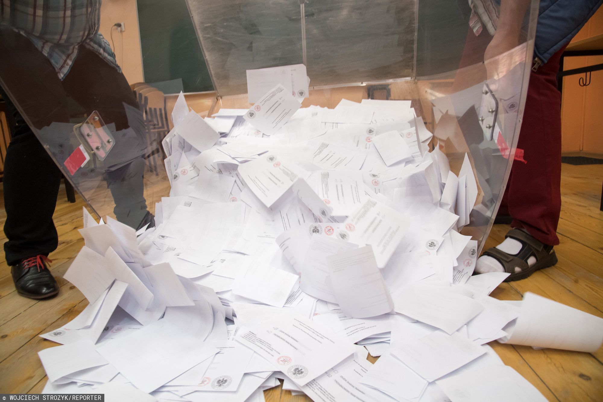 Zmiany w sposobie organizacji wyborów. Różne reakcje na pomysły PiS