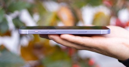 iPhone 15 z poważną zmianą konstrukcyjną. Nowe przyciski mogą wielu zaskoczyć