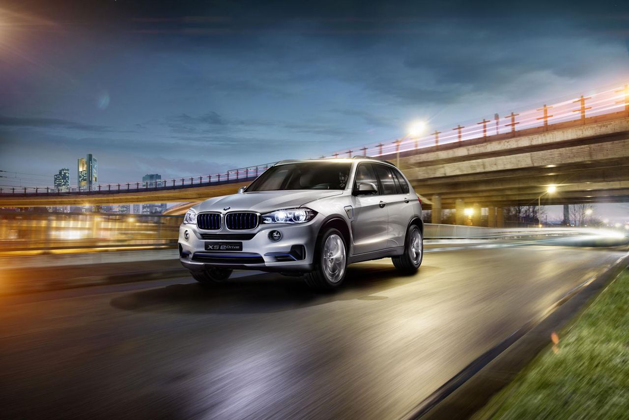 BMW X5 eDrive zostało zaprezentowane na filmie