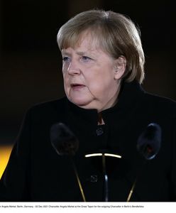 Angela Merkel przerywa milczenie. Podtrzymuje swoją decyzję z 2008 roku