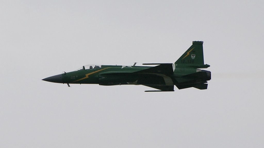 Myśliwiec JF-17