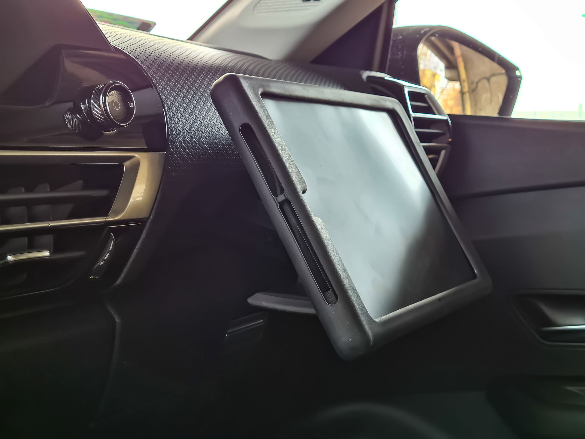 Citroen e-C4: System zarządzania energią, napęd elektryczny i zasięg 15