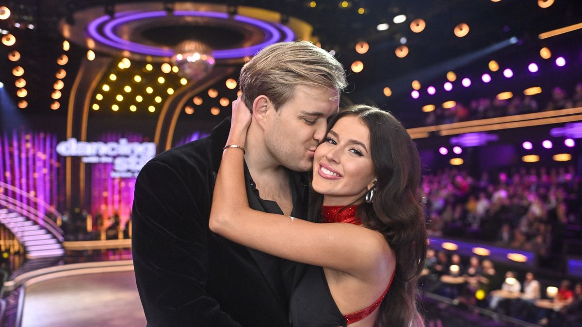 Kevin Mglej, Roksana Węgiel