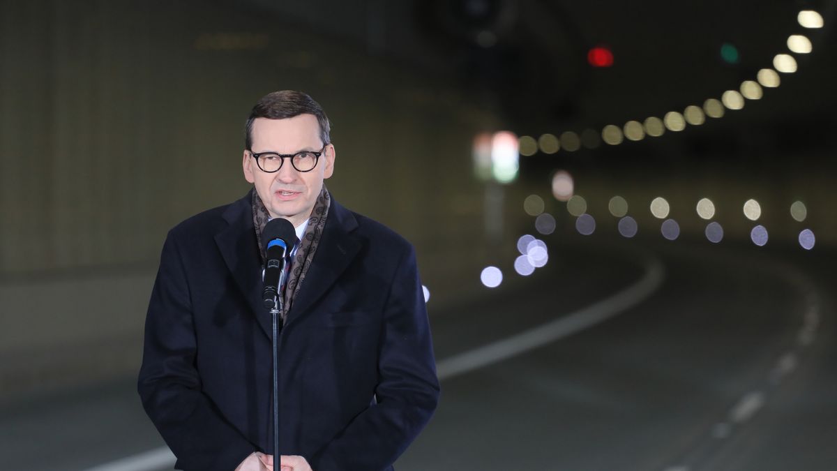 Rząd musi zapłacić 80 mln złotych za śmigłowce, których nie kupił