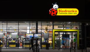 Biedronka otwarta do 1 w nocy. Oto co działo się w sklepie
