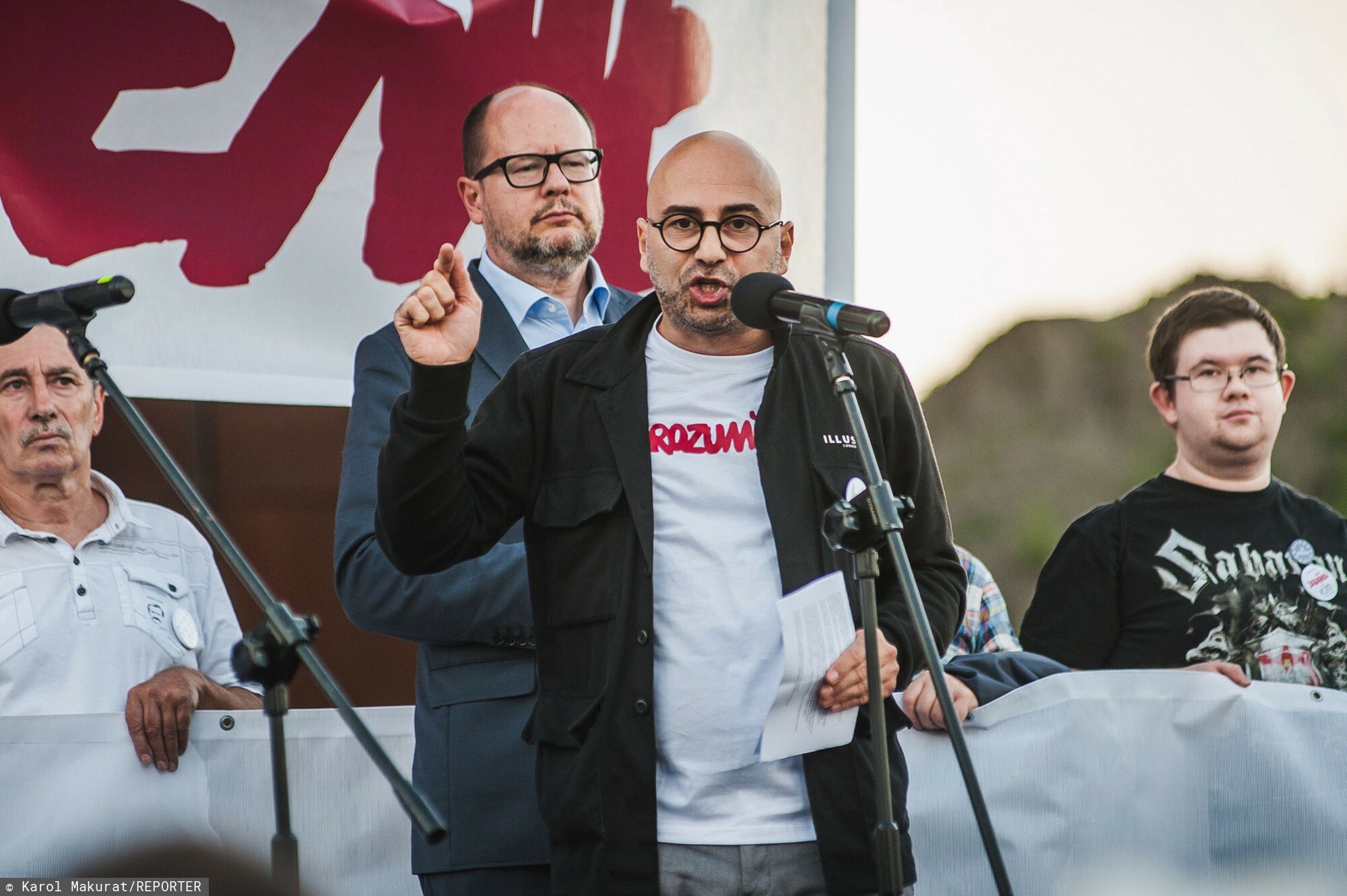 Marsz Sektor�wki do Stoczni Gda?skiej31.08.2018 - Gdansk, Marsz Sektorowki Komitetu Obrony Demokracji w 38. rocznice podpisania Porozumien Sierpniowych N/z Pawel Adamowicz Radomir Szumelda  | Fot. Karol Makurat/REPORTERKarol Makurat/REPORTER