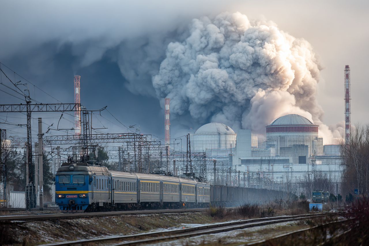 Rosja oskarża Ukrainę o atak na elektrownię atomową w Kursku. Kijów świętuje Dzień Niepodległości
