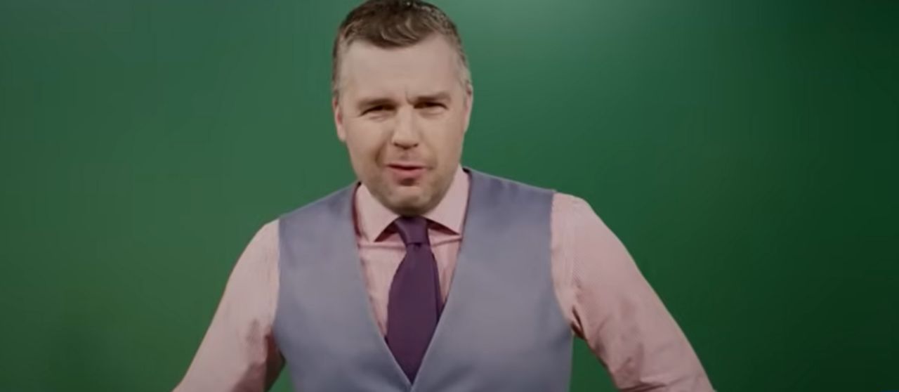 Na antenie TV Republika w pasmach reklamowych dominują obecnie materiały autopromocyjne. Na zdjęciu kadr ze spotu wizerunkowego  "Dom wolnego słowa" 