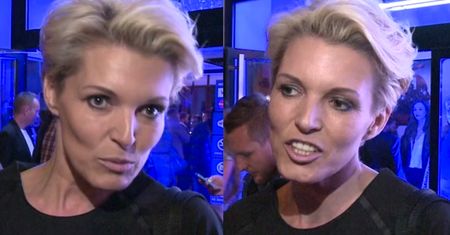 Felicjańska: "Chodzę do astrologa. Mój układ gwiazd sugeruje pójście w uzależnienie..."