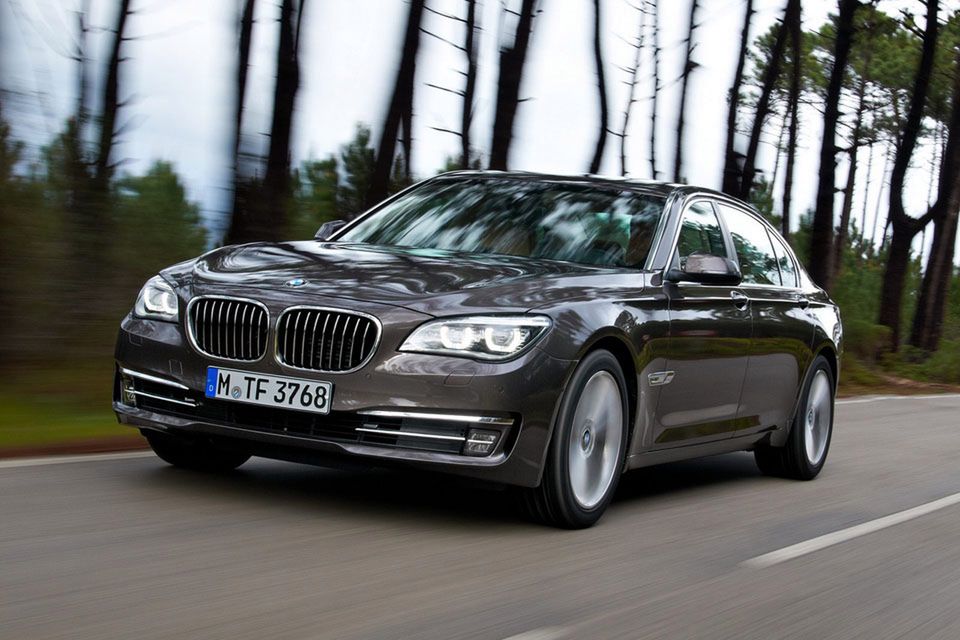 BMW serii 7 na rok 2013 - megagaleria niemieckiego okrętu flagowego 200