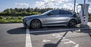 Mercedes Klasy C doczekał się hybrydy plug-in. Zasięg robi wrażenie