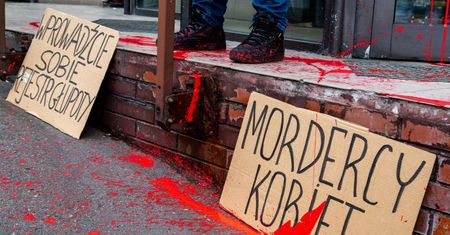 Dziś pierwsze czytanie projektu ustawy "Stop aborcji 2021". Radykałowie chcą karać za aborcję jak za morderstwo
