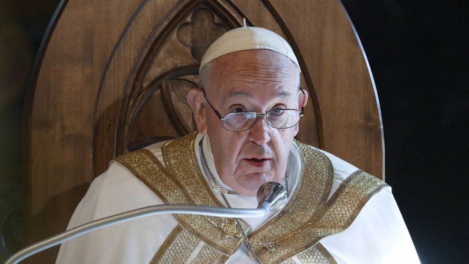 Papież podjął decyzję ws. dymisji.