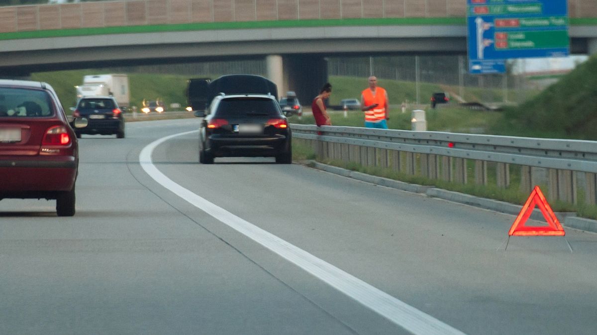 Awaria na autostradzie może być kłopotliwa i niebezpieczna