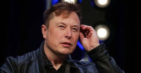 Elon Musk opublikował wpis na Twitterze. Przez niego akcje Tesli spadły o 14 miliardów dolarów