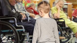 Koniec dożywocia dzieci w DPS-ach? Spór o propozycję nowych przepisów