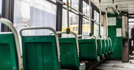 Wrocław. Tramwaj potrącił pieszego. Mężczyzna nie żyje