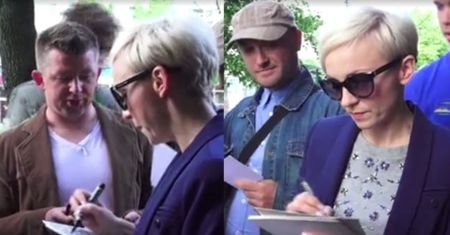 Ania Wyszkoni rozdaje autografy pod studiem "Dzień Dobry TVN"!