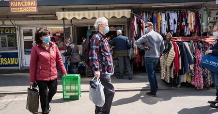 Eurostat: Sprzedaż detaliczna w Polsce spadła o 9,9% r/r w kwietniu