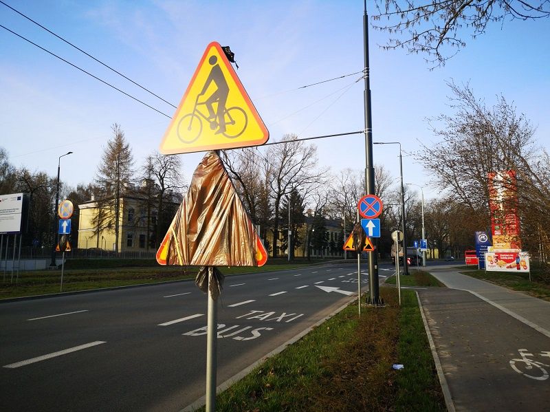 Przygotowania do remontu zatoki przystankowej na al. Kraśnickiej
