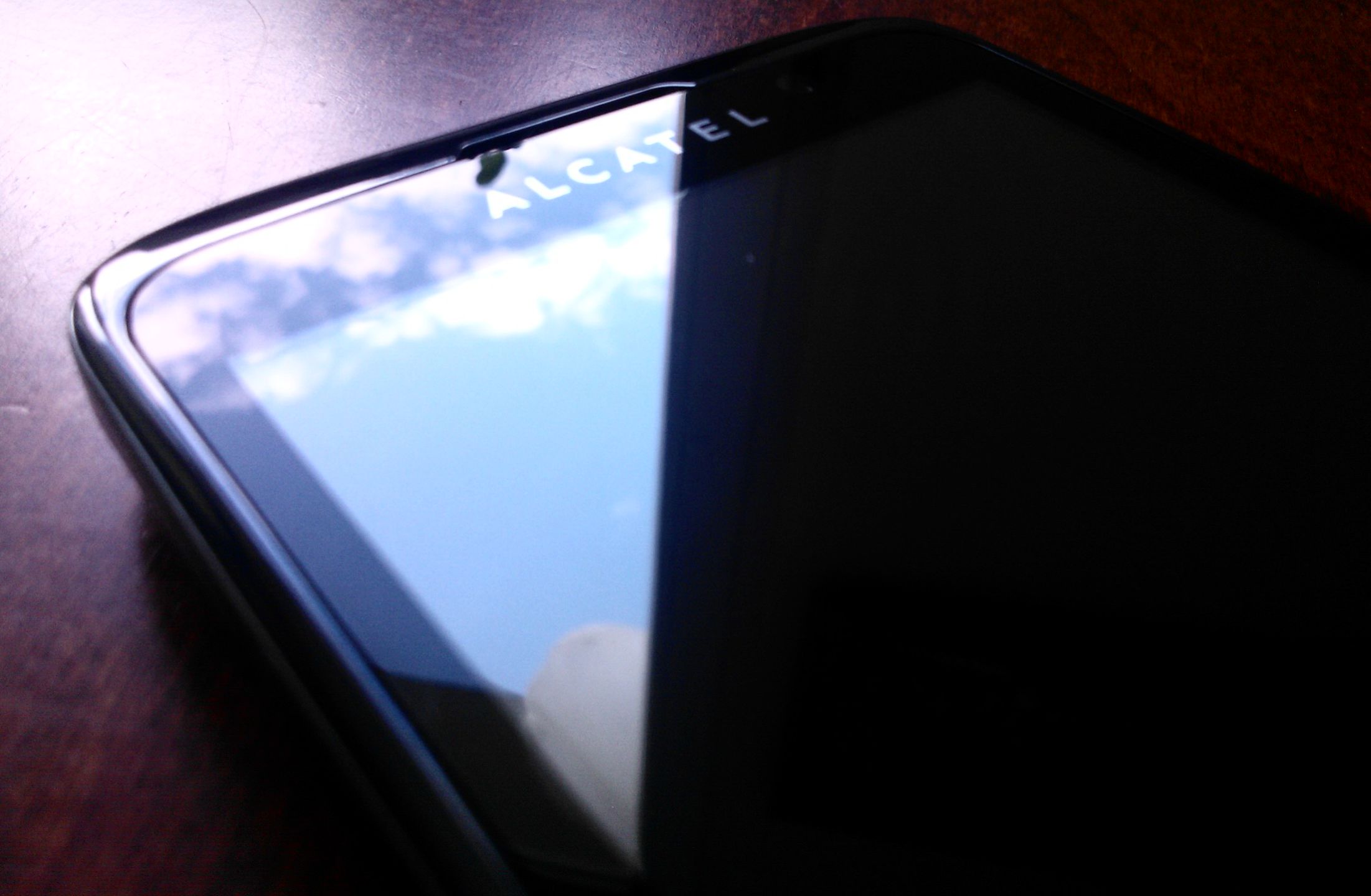 Alcatel One Touch 991 D - pierwsze wrażenia 2