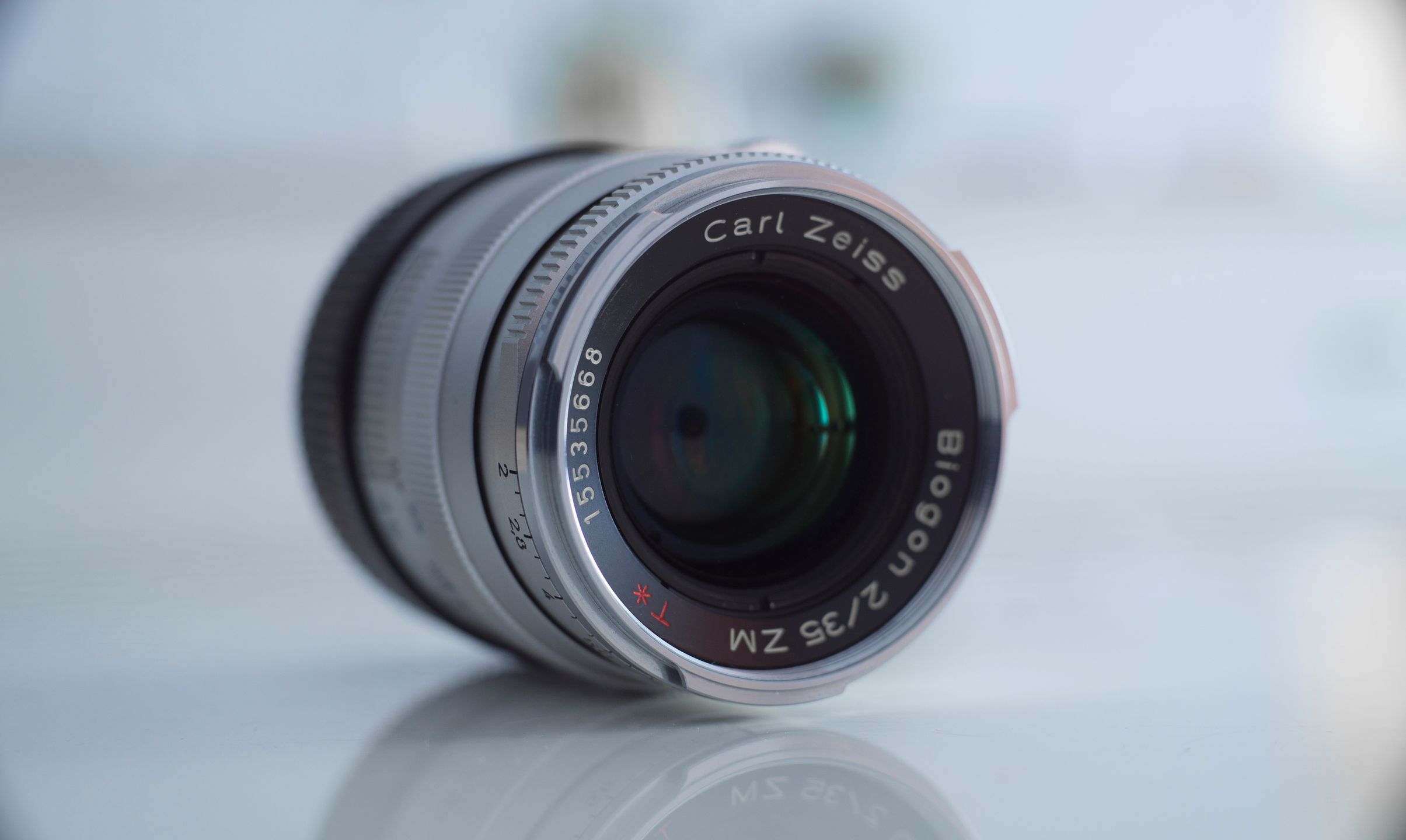 Trzydzieści pięć milimetrów najlepszej klasyki dla bezlusterkowców - Zeiss Biogon ZM 35 mm f/2 7