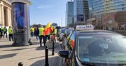 Protest taksówkarzy. "Strajkują leniwi, na taryfie wyciągam 10 tys."