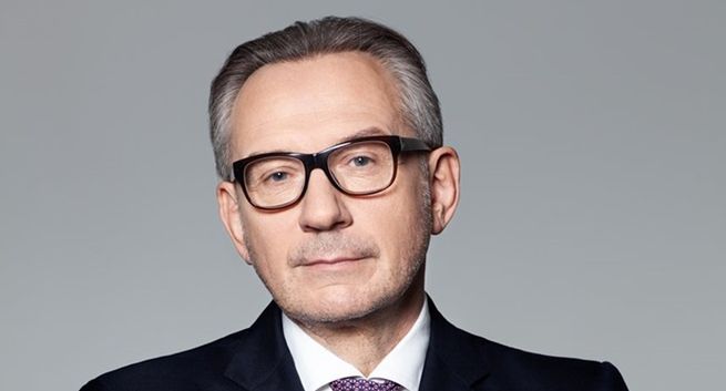Cezary Stypułkowski zrezygnował z funkcji prezesa mBanku. Kierował nim 14 lat