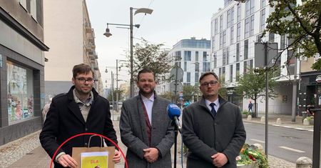 Mieli uderzyć w Tuska, zaszkodzili PiS? W sieci oburzenie