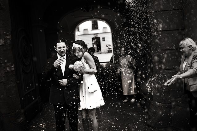 Trudne momenty do fotografowania podczas ślubu – jak sobie z nimi poradzić? [poradnik] 9