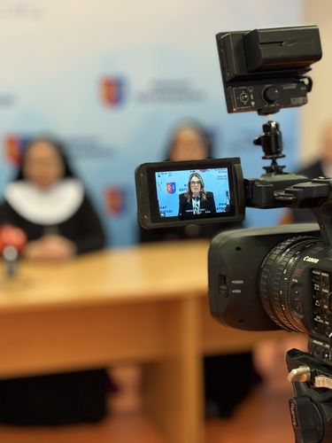 Zdjęcie z konferencji prasowej