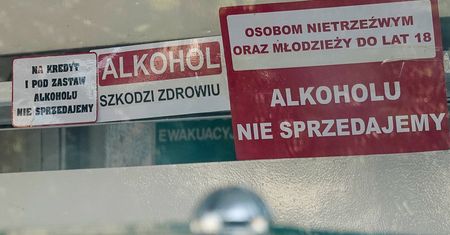Rząd nie odpuszcza. Podwyżka akcyzy na alkohol wraca