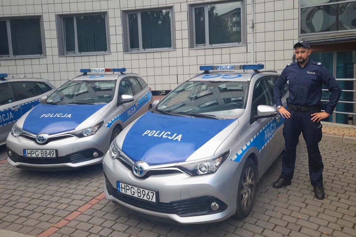 Sierżant sztabowy Michał Wójcik stanął na wysokości zadania. Pomógł rodzinie dotrzeć do szpitala 